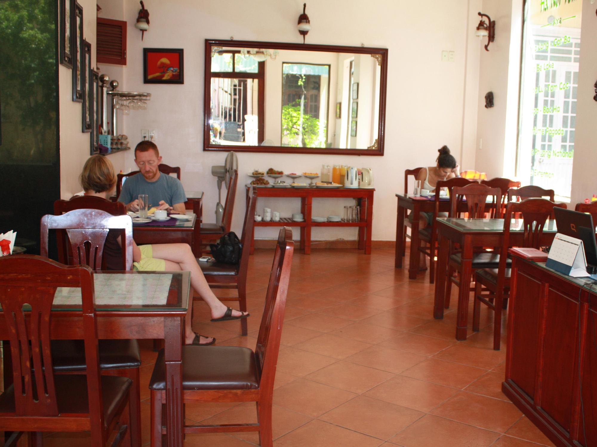 Holiday Diamond Hotel Hué Extérieur photo