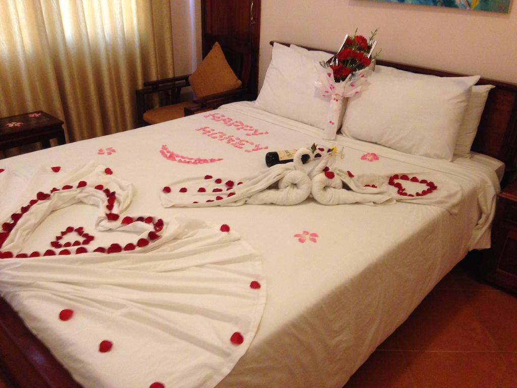 Holiday Diamond Hotel Hué Extérieur photo