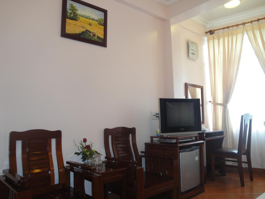 Holiday Diamond Hotel Hué Extérieur photo
